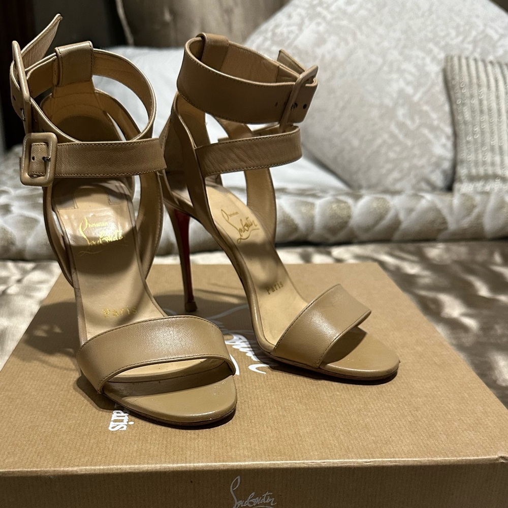 Christian Louboutin Multipot 100 Kid Nude sz 35